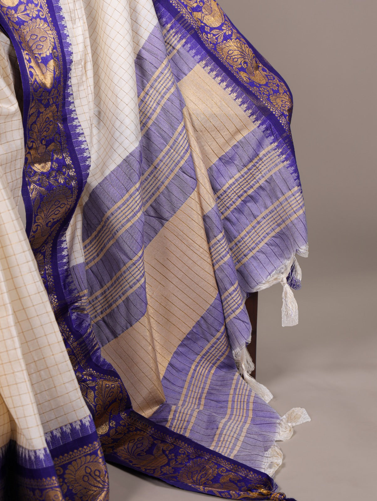 Poli Cotton Chex Saree