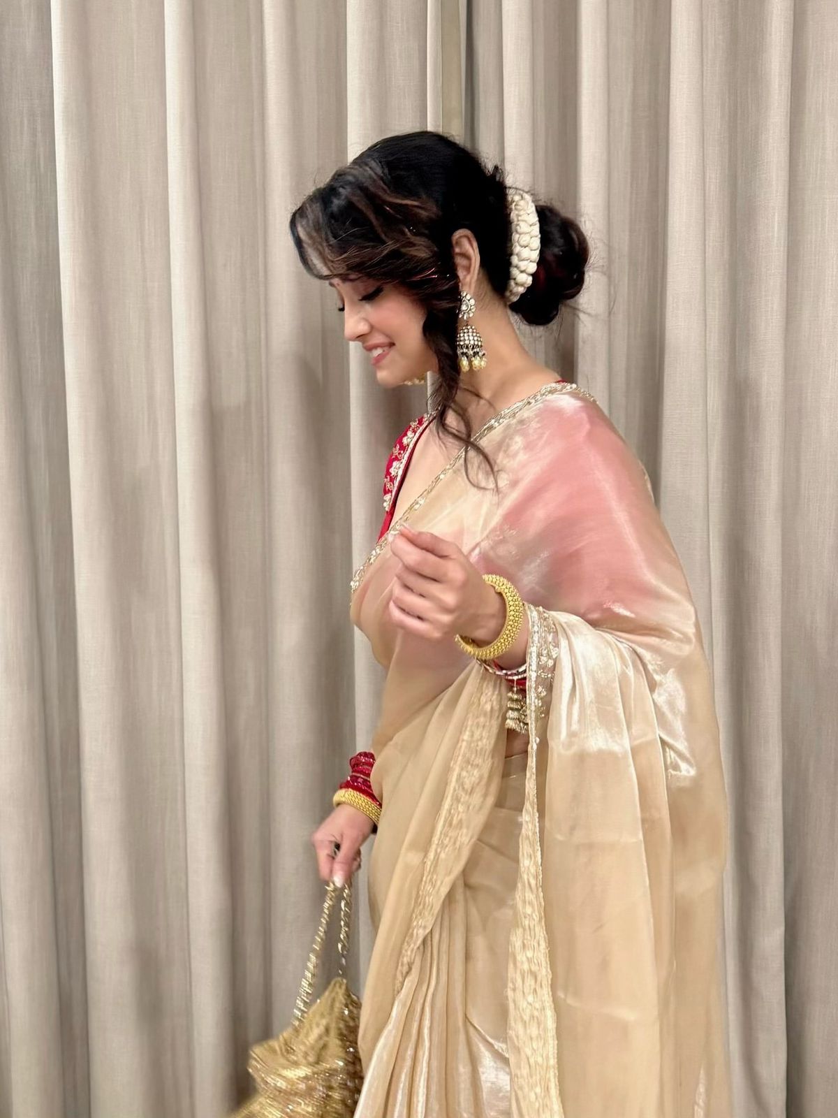 Soft Jimmi Handwork Saree