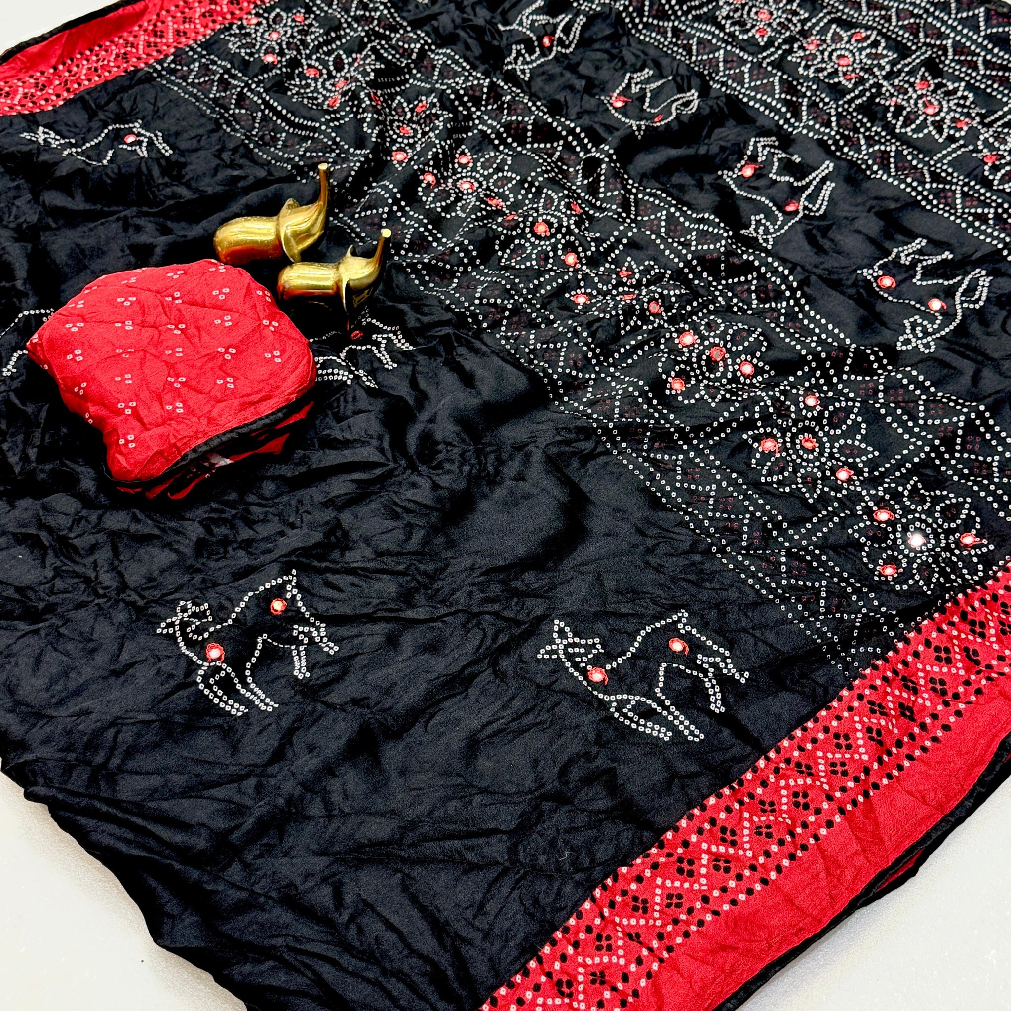 Bandhani Print Saree with Mirror Work
