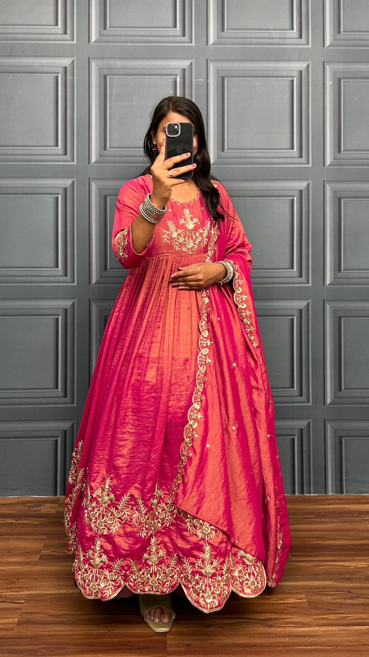 Soft South Tissue Gown