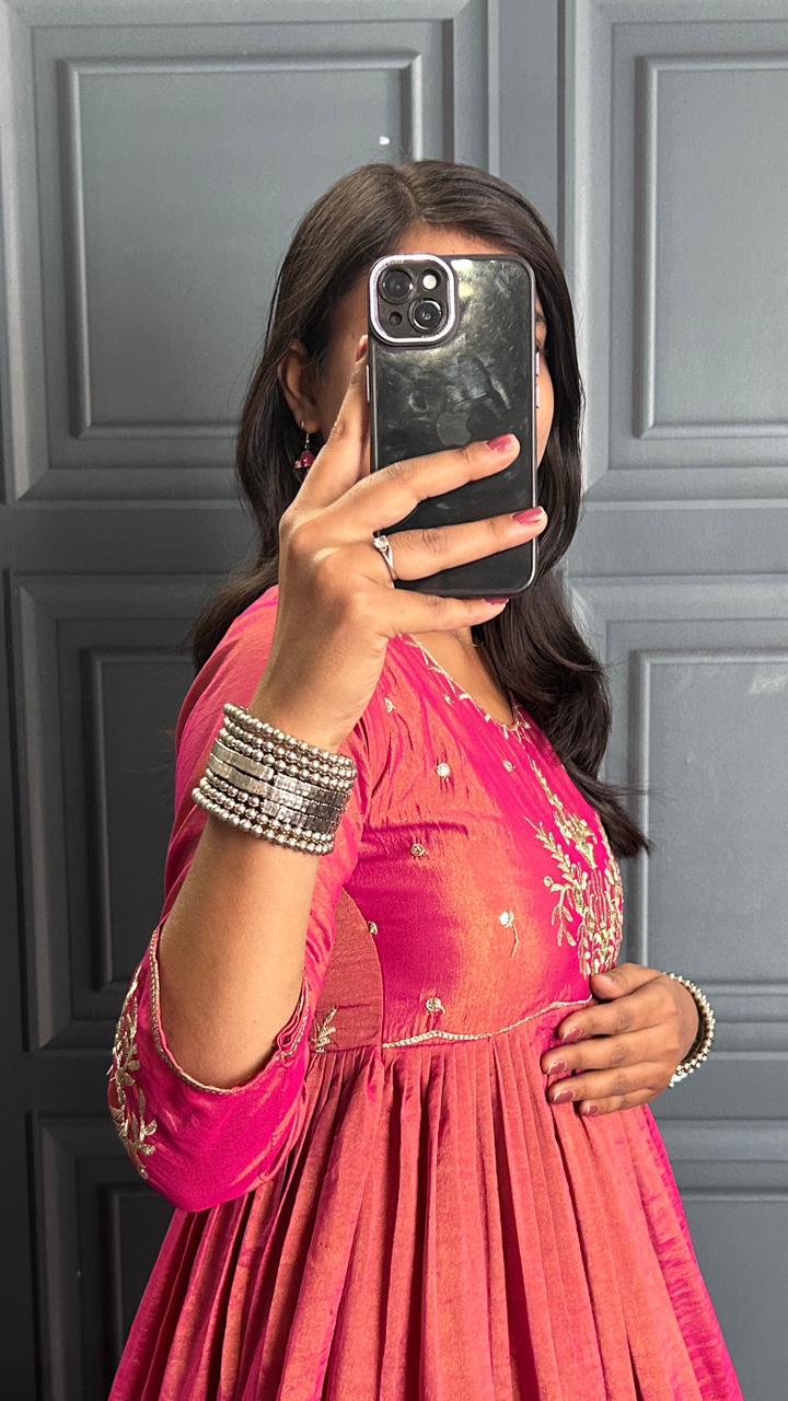 Soft South Tissue Gown