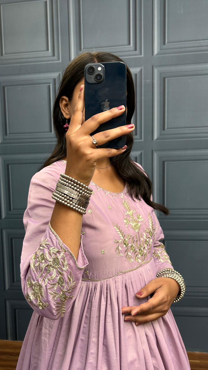 Soft South Tissue Gown