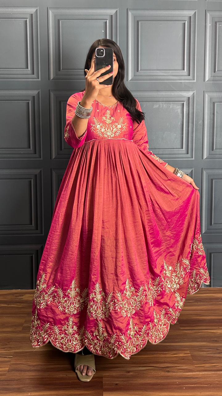 Soft South Tissue Gown