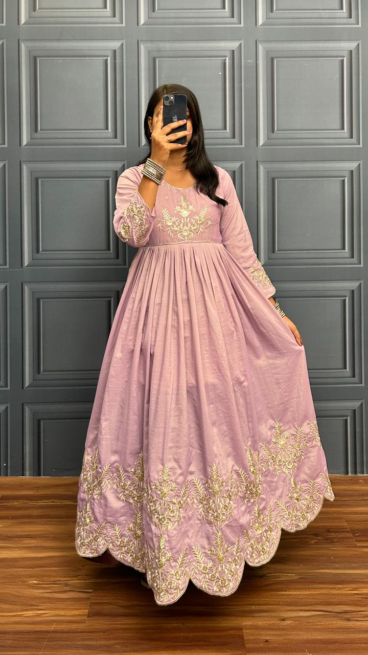 Soft South Tissue Gown