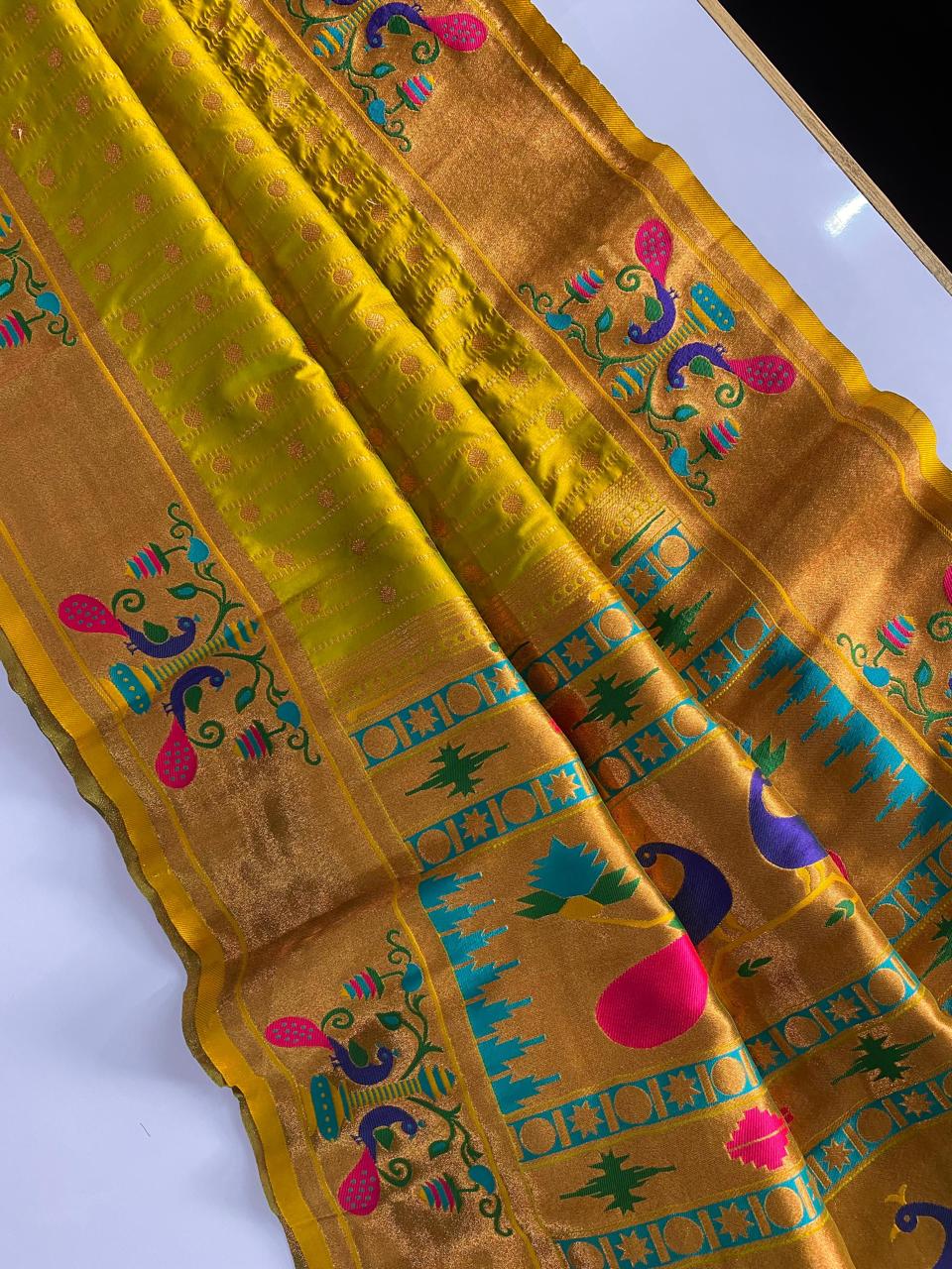 Premium Paithani saree