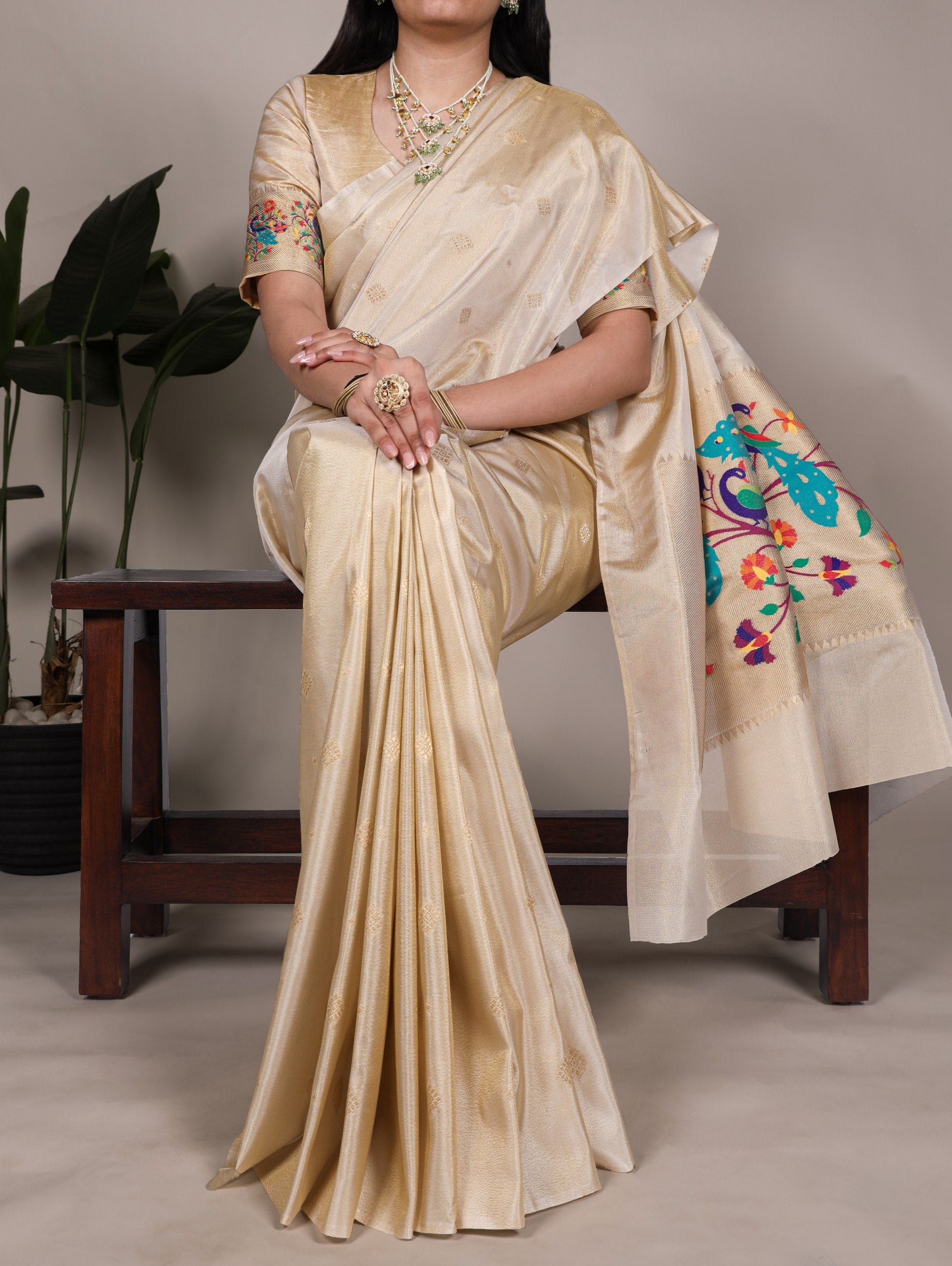 Tissue paithani saree