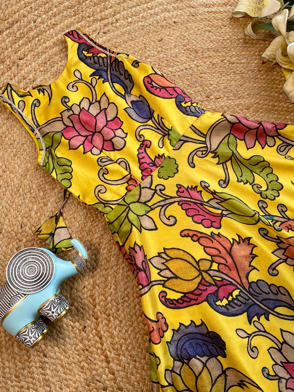 Kalamkari floral print gown