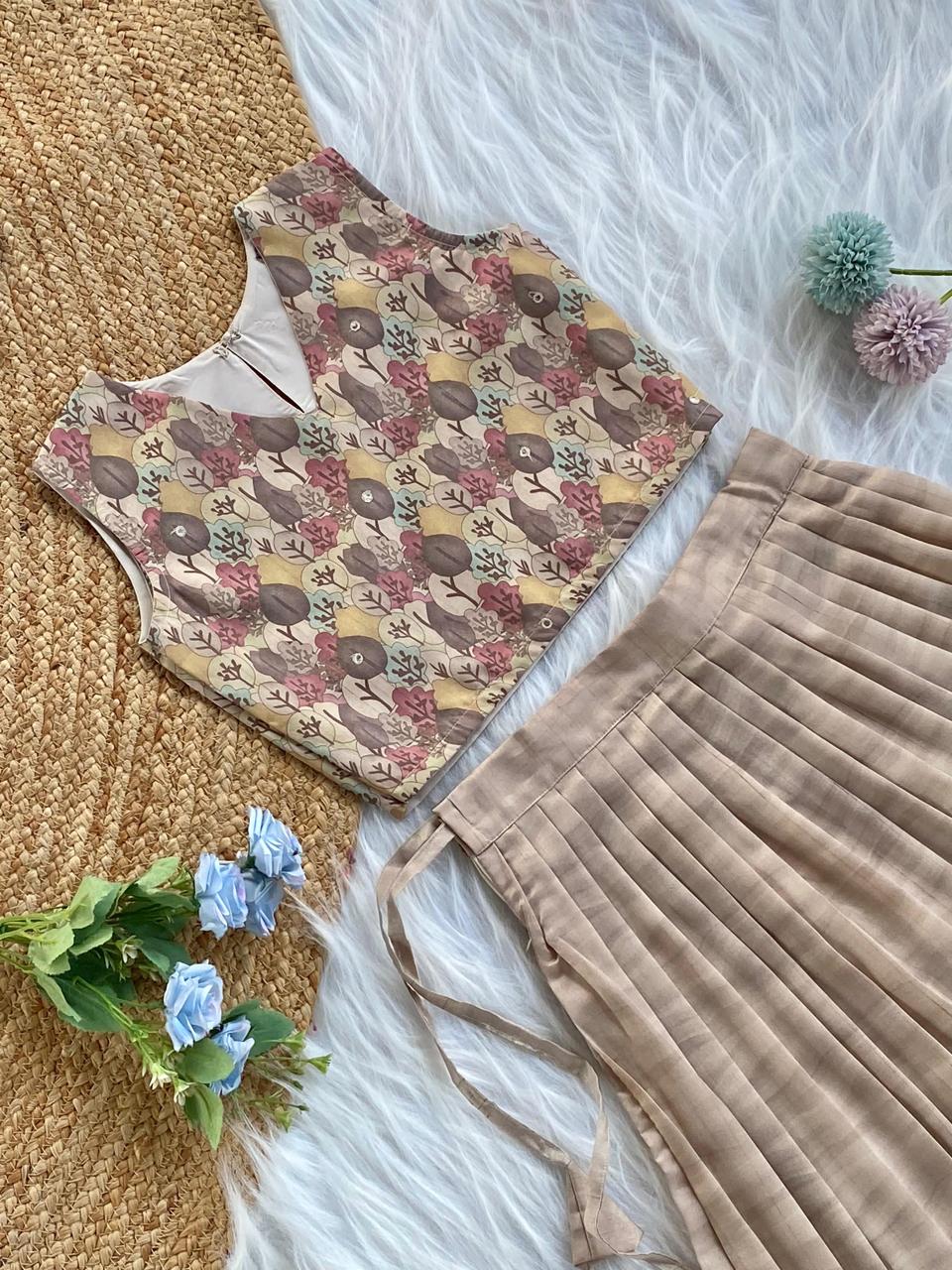 Charming Printed skirt and top