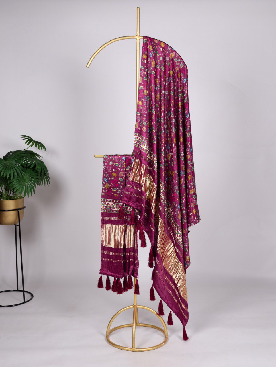 Bandhej silk dupatta