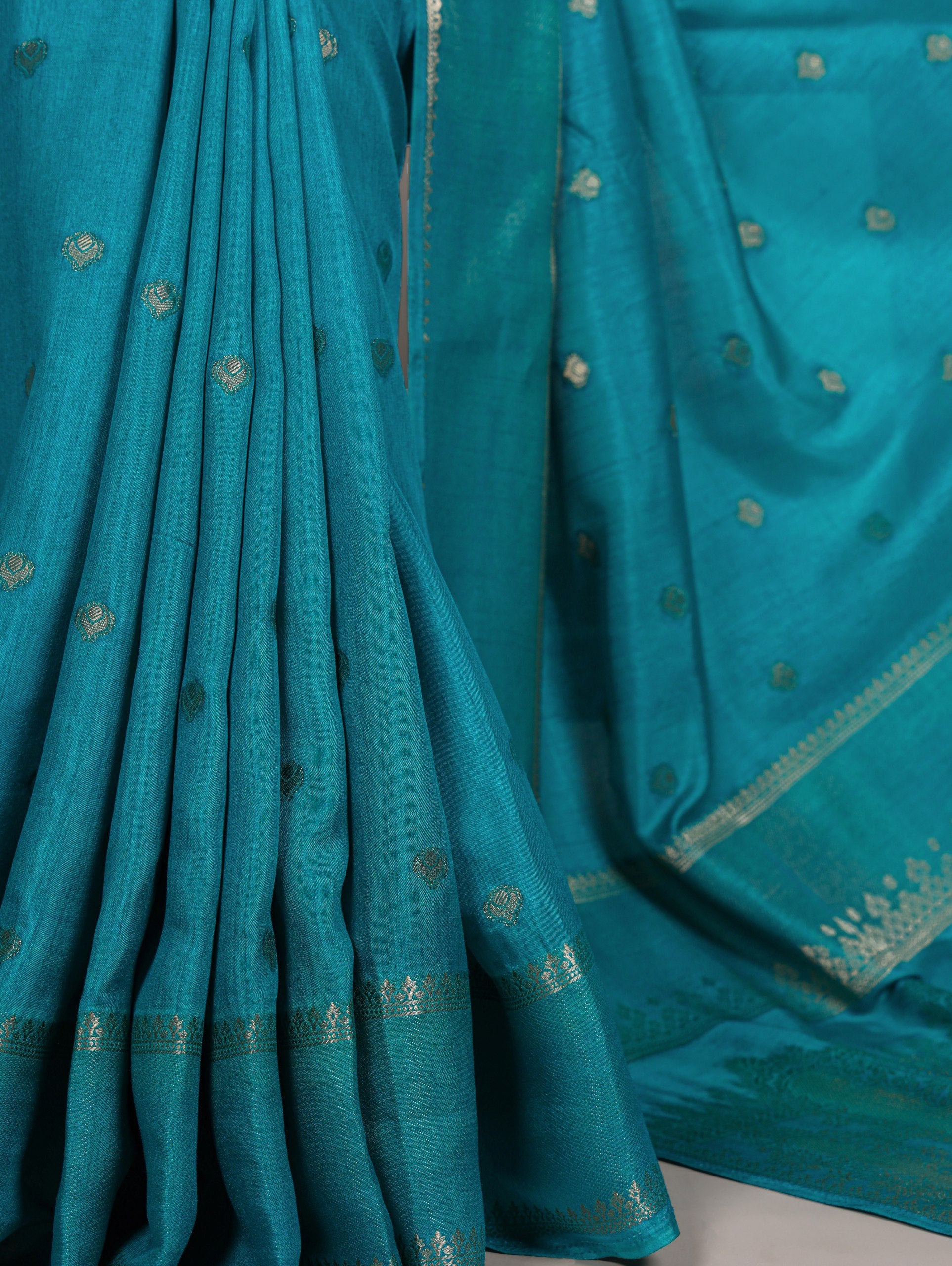 Roop silk zari saree