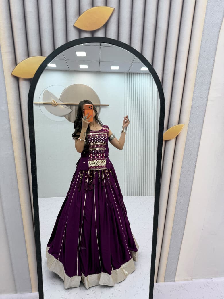 Navratri special mother-daughter Lehenga choli