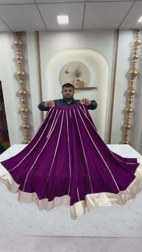 Navratri special mother-daughter Lehenga choli